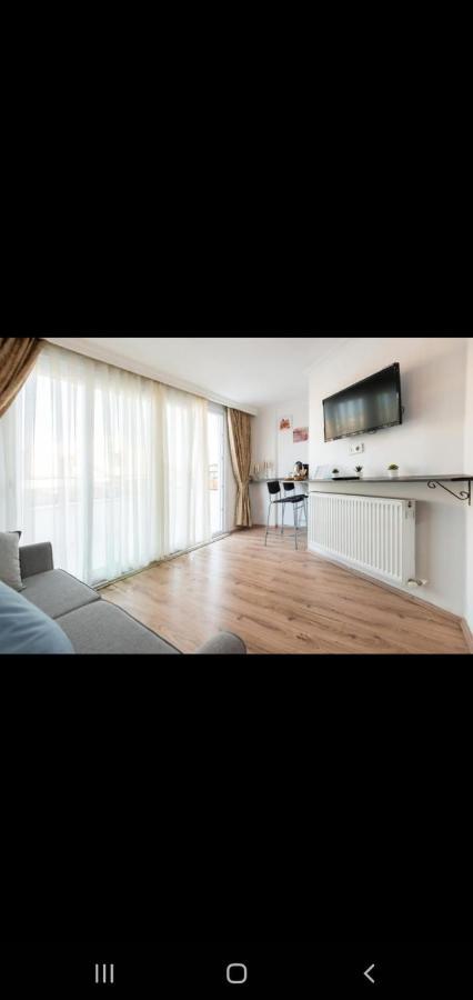 3 Floor Old 4 Apartment