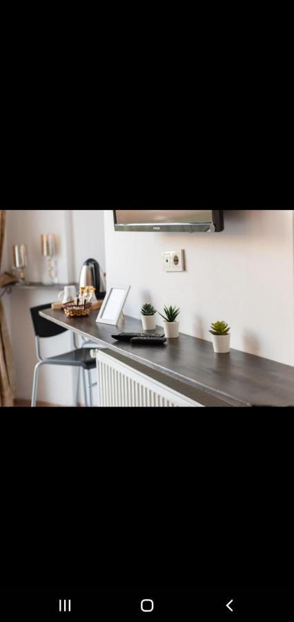 Apartament 3 Floor Old 4 *